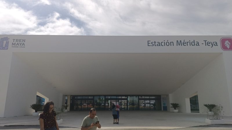 Descarrila Tren Maya en Campeche; desalojan a 123
